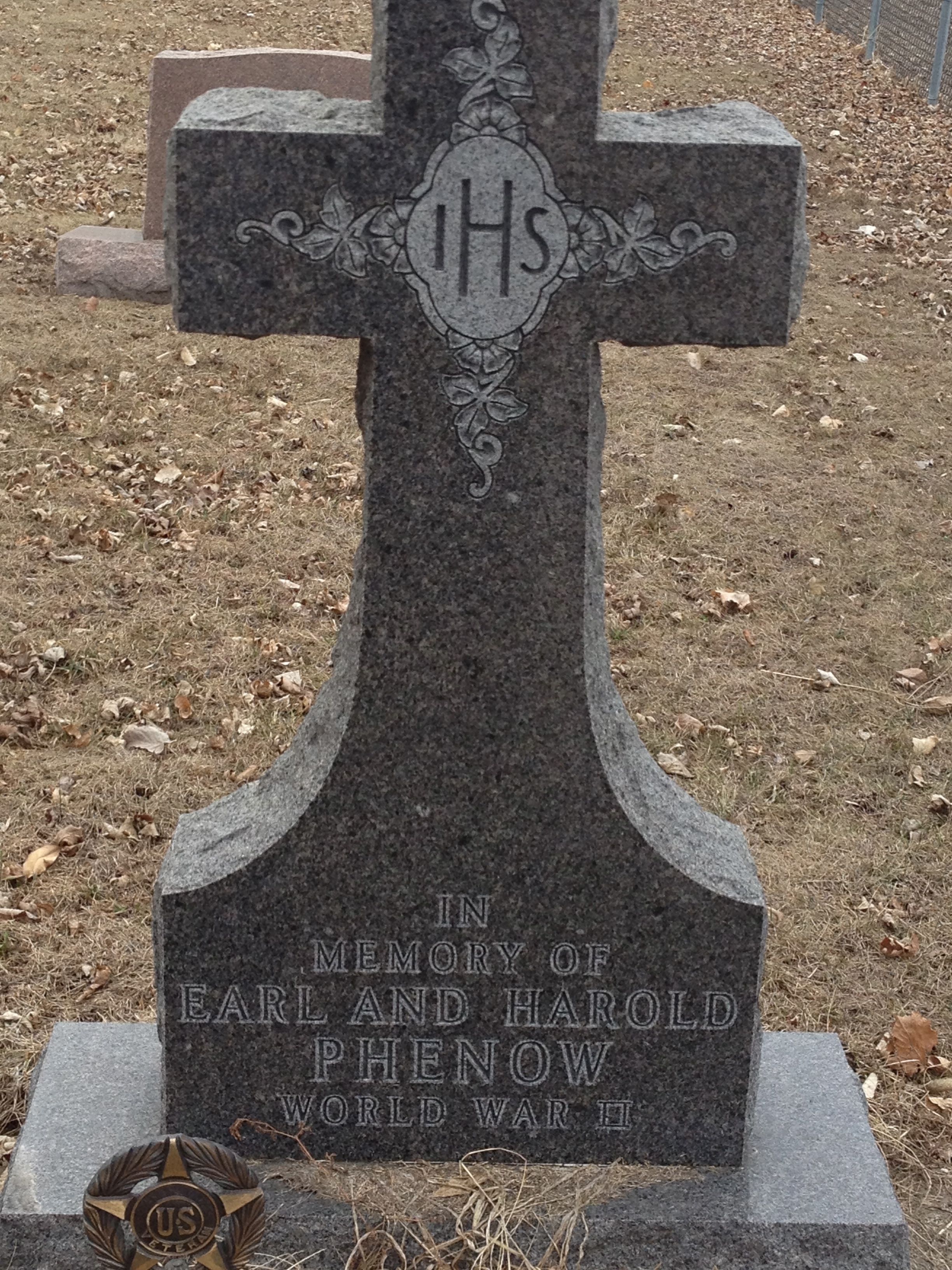Earl and Harold Phenow Tombstone